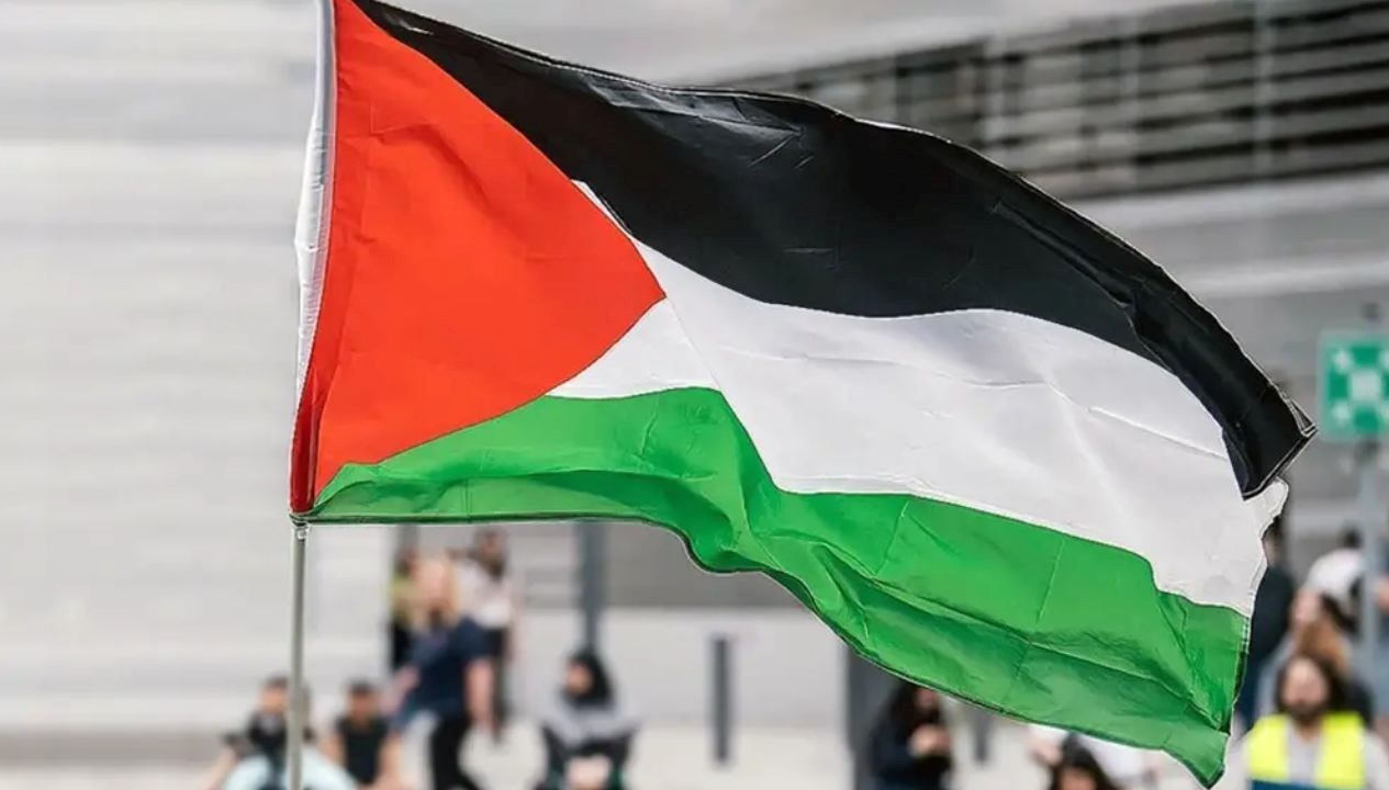 israil 355 futbolcuyu oldurdu HPQTkCA9