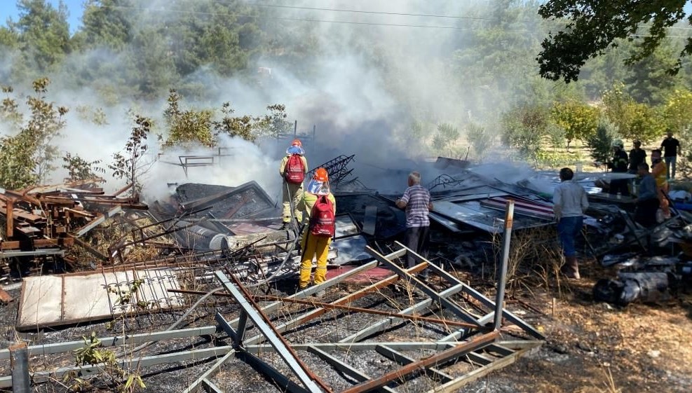 kaynak makinesi yangin cikardi ekipler seferber oldu nVaXauk4