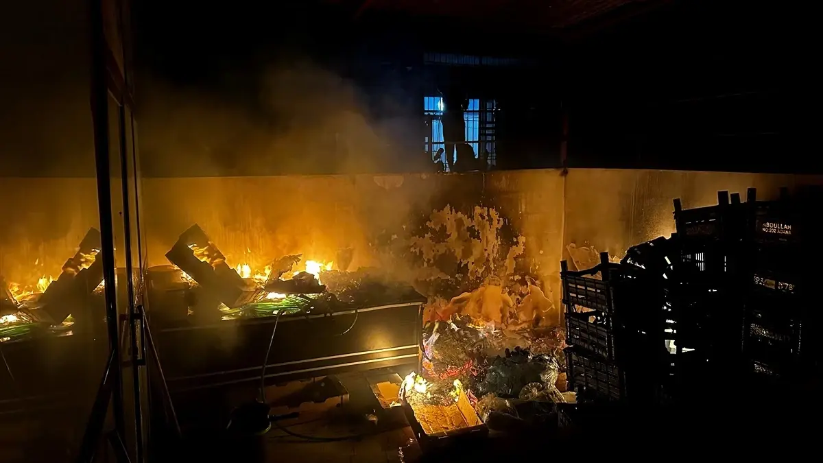 siverekte depoda yangin jUqGBDlF