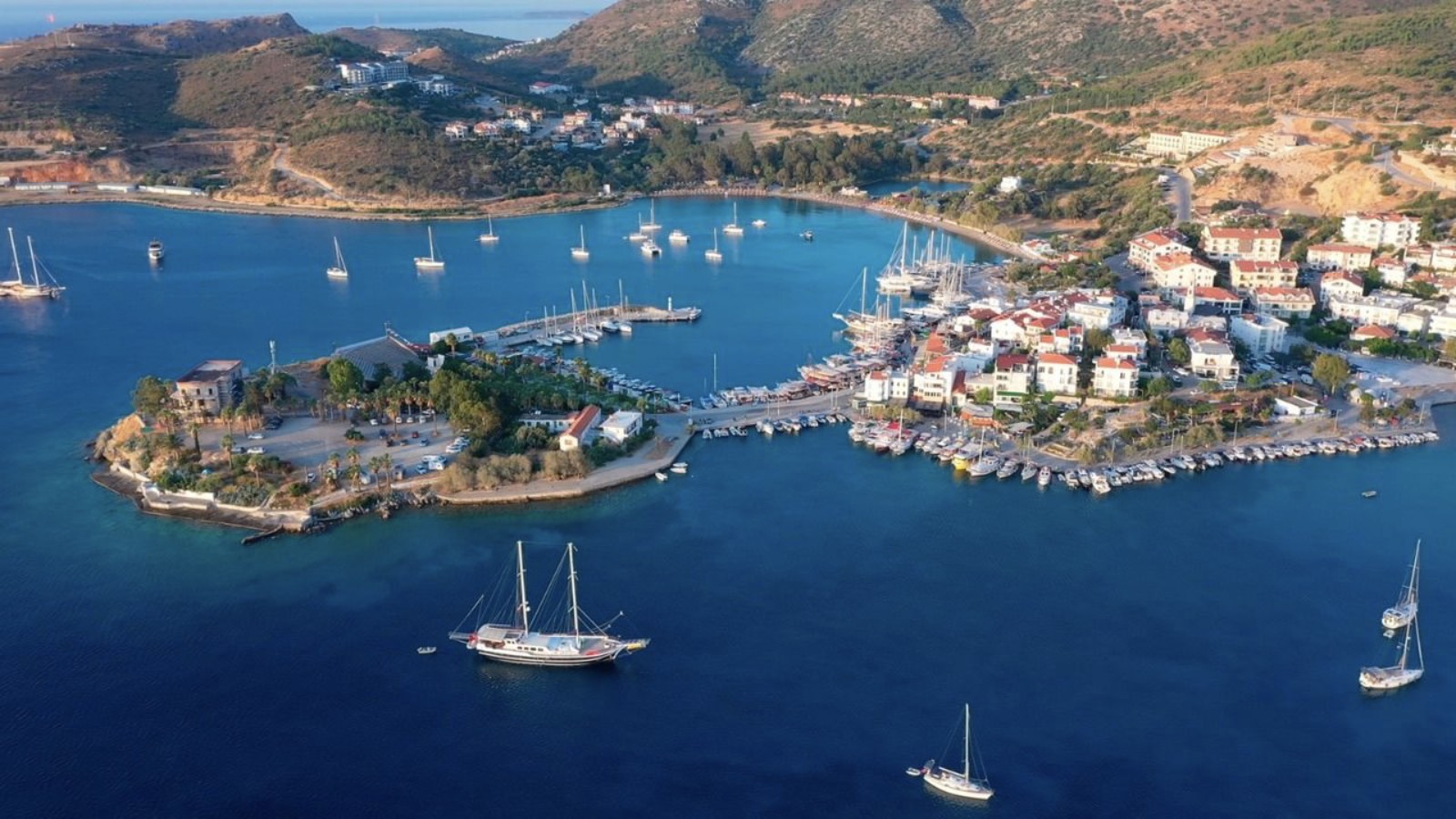 chpli ozcan datca iskelesine el konulma girisimini tbmmye tasidi uYprgVhW