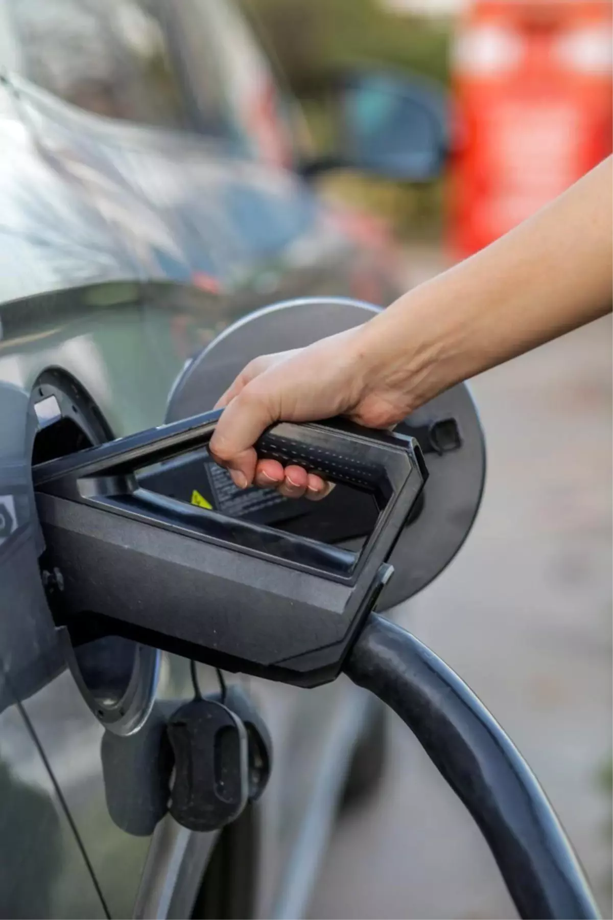 en yakit elektrikli araclar icin yeni sarj teknolojisi sunuyor HrAOLONZ.jpg