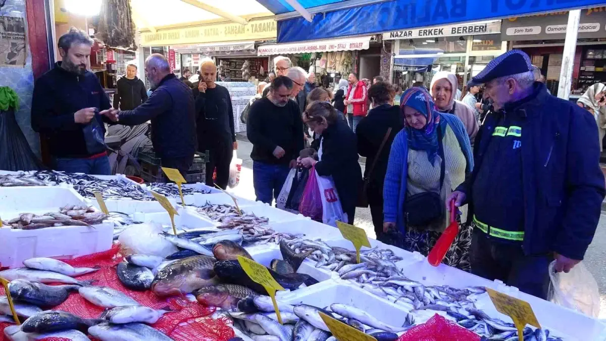 hamsi fiyatlari 100 tlye dustu fJABPYp3.jpg