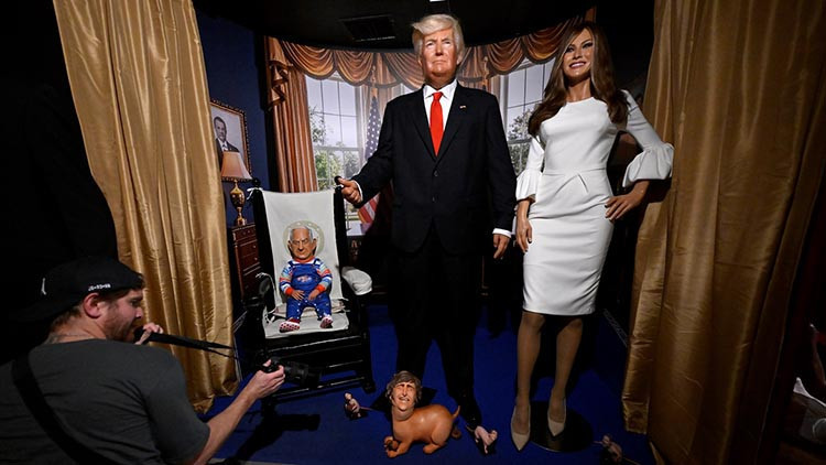 ispanyada trump karsiti eylem katil bebek chucky kostumlu netanyahu JXiIWXHi