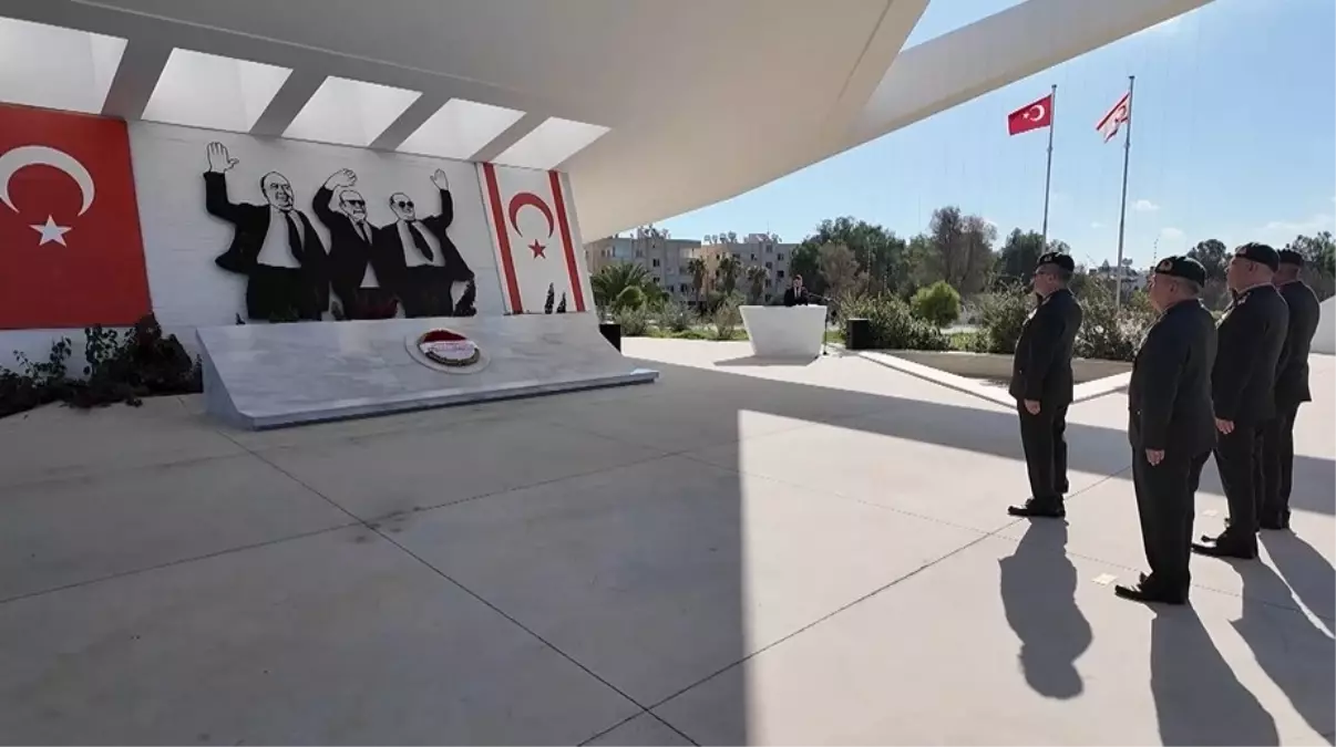 kara kuvvetleri komutani kuzey kibrista ziyaretlerde bulundu Wlnc6lX7