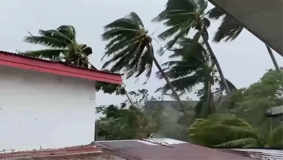 kalmaegi tayfunu 66 olu DjY6i767.jpg