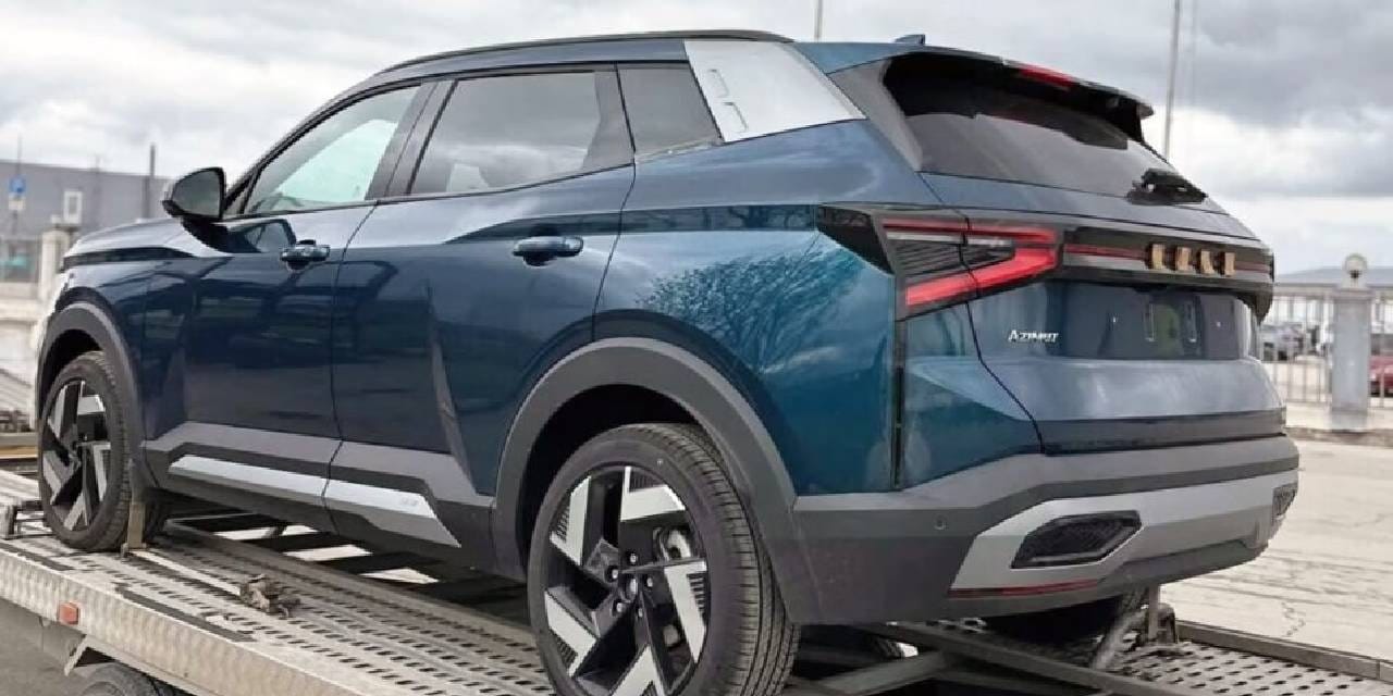 Lada Azimut: Rusların Yeni İkonu Yolda!